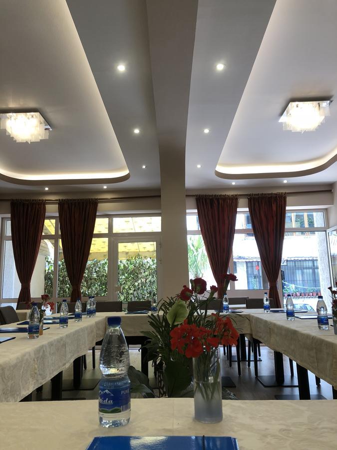 Hotel Palma Tirana Eksteriør billede
